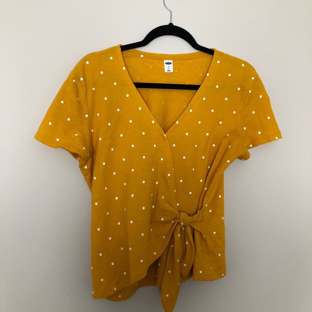 Old Navy top